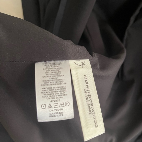 Ann Taylor black blazer with navy ribbon trim. NWOT SIZE 10 - Picture 4 of 4